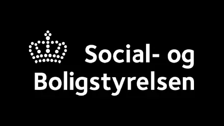 Social- og Boligstyrelsens logo i negativ